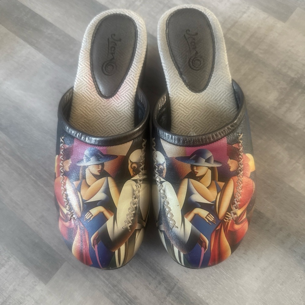 Icon Wearable Art printed leather mules clogs womens S  7.5 Made In Italy Artsy